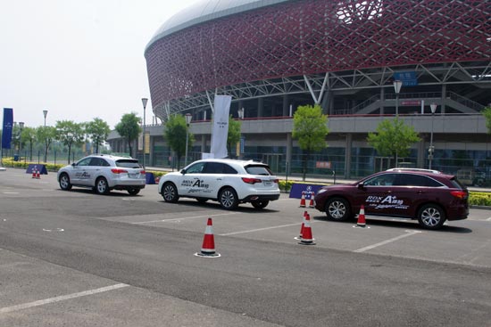 Acura“A+体验全国试驾会